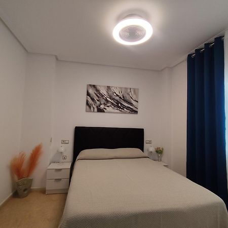 Macarena III Apartments, 300 Meter Zu Playa Del Cura Torrevieja Eksteriør billede